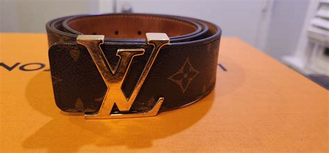 louis vuitton m9608|louis vuitton belts.